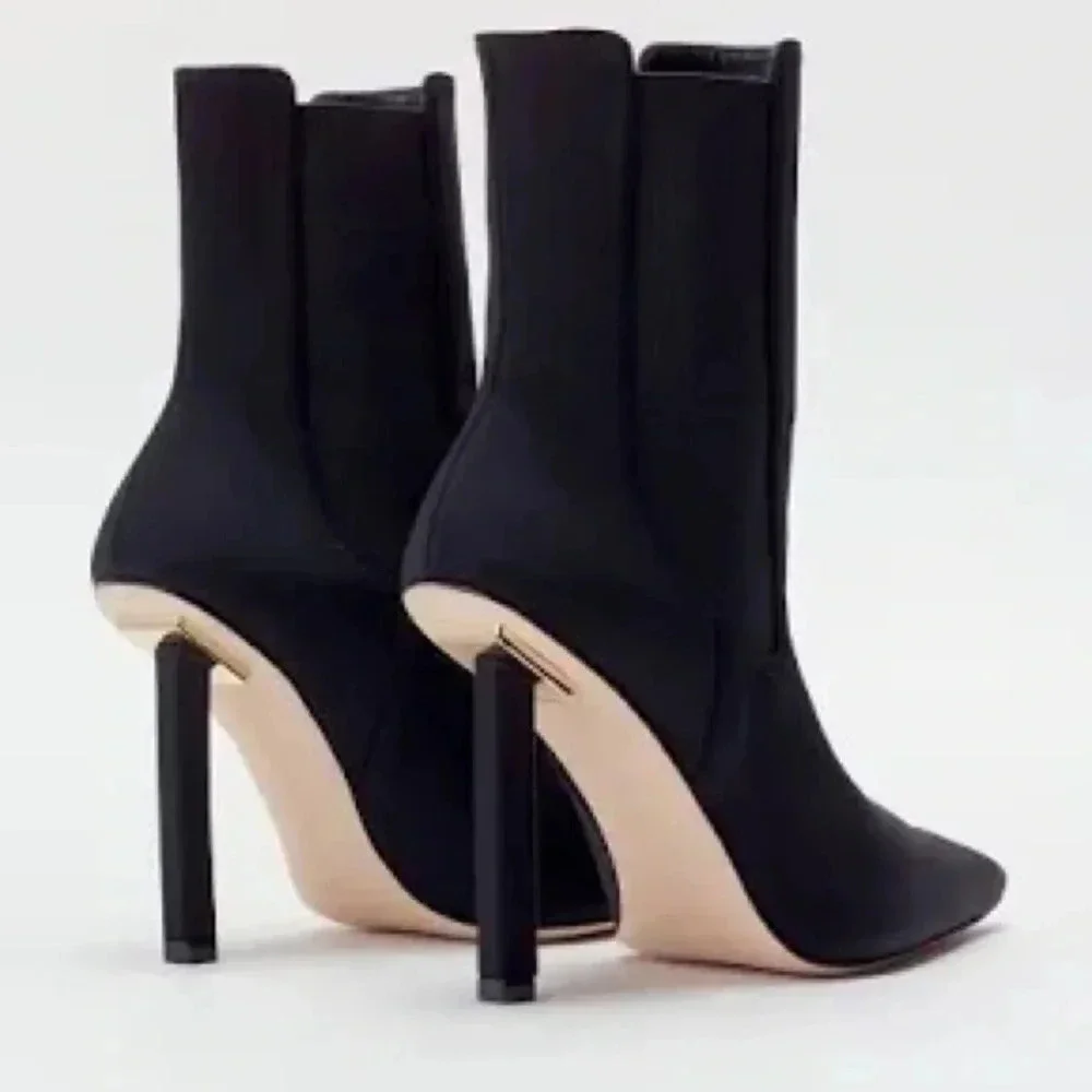Good American High Kickstand Neoprene Bootie Stilettos Black 5